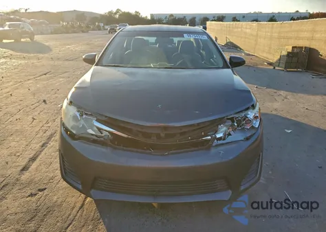 2012 Toyota Camry Base z USA, uszkodzony, nr VIN 4T1BF1FK0CU043915